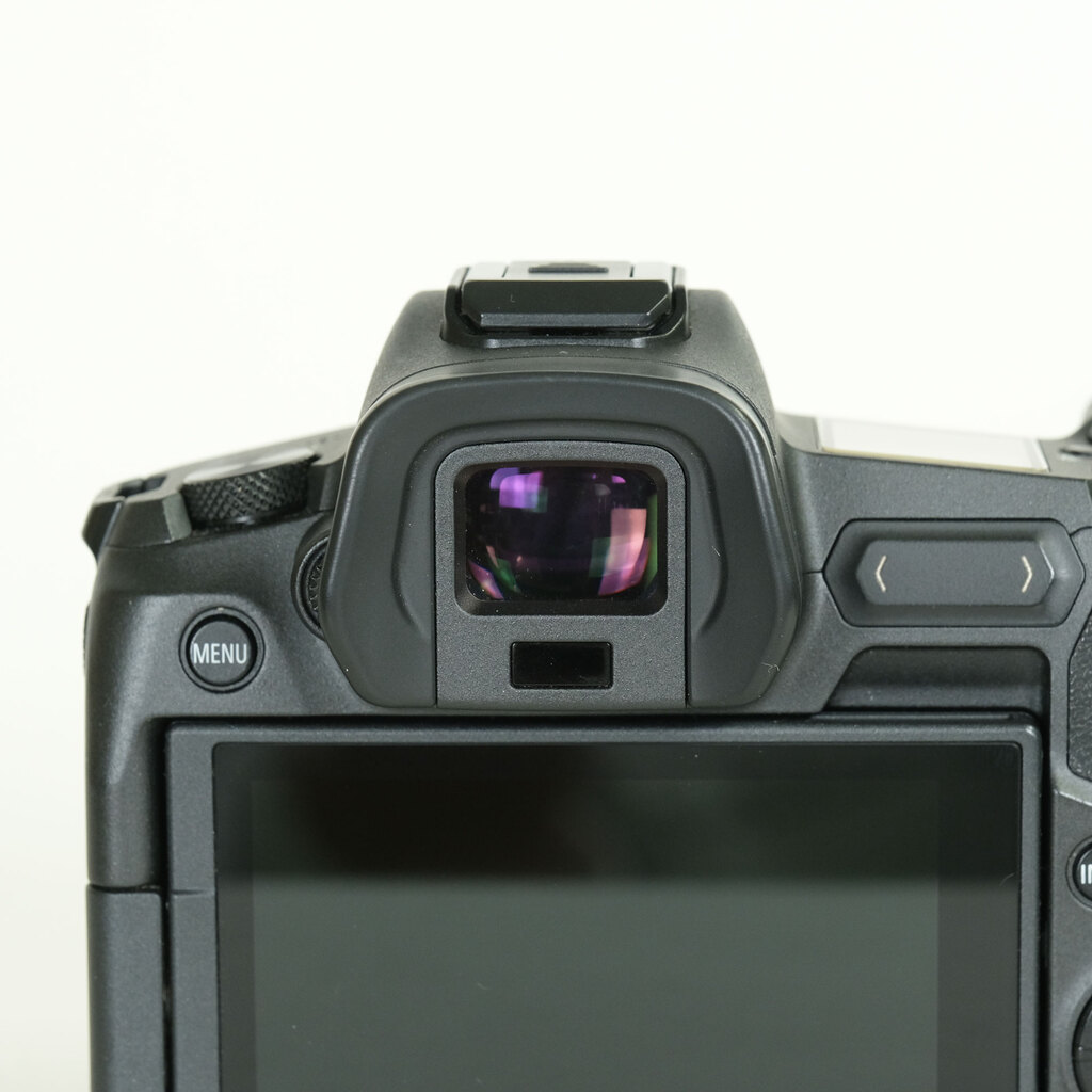 Canon EOS R Canon EOS R