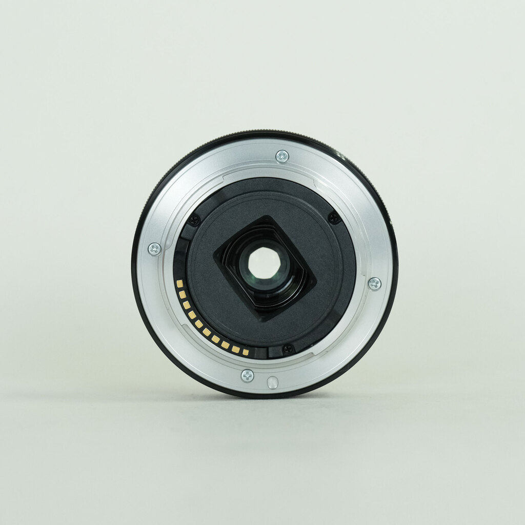 SONY E 20mm F2.8 SEL20F28