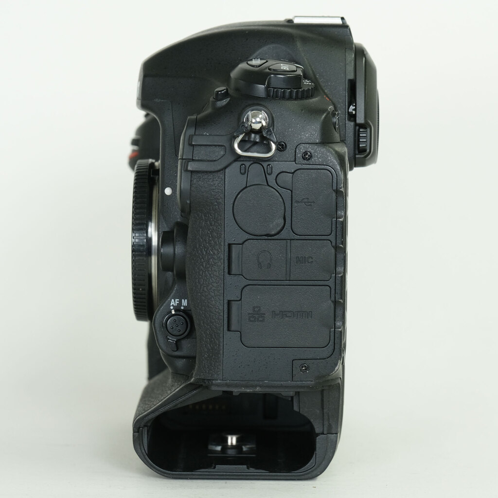 Nikon D5