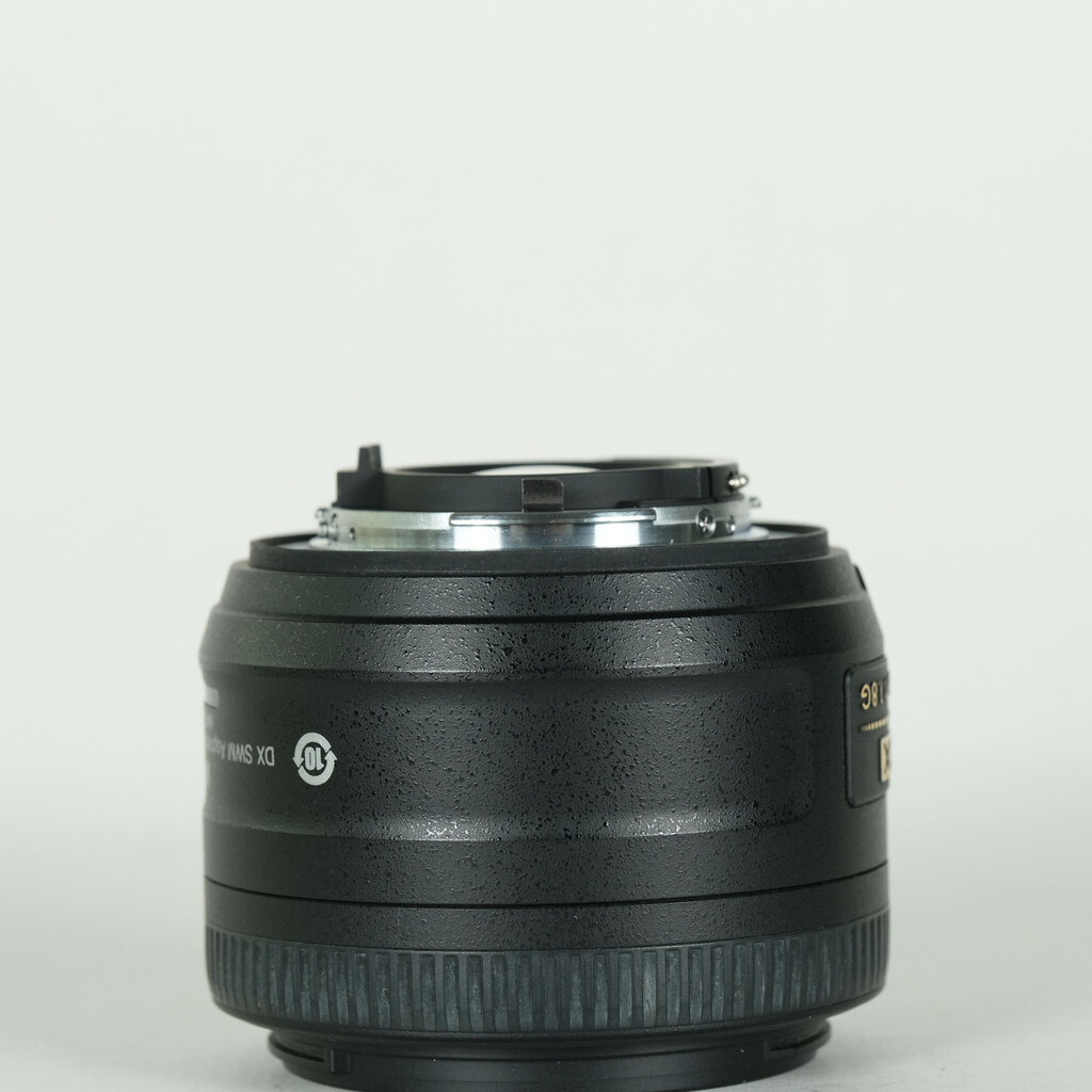 Nikon AF-S DX NIKKOR 35mm f/1.8Gの出品 | ONE SCENE（ワンシーン）