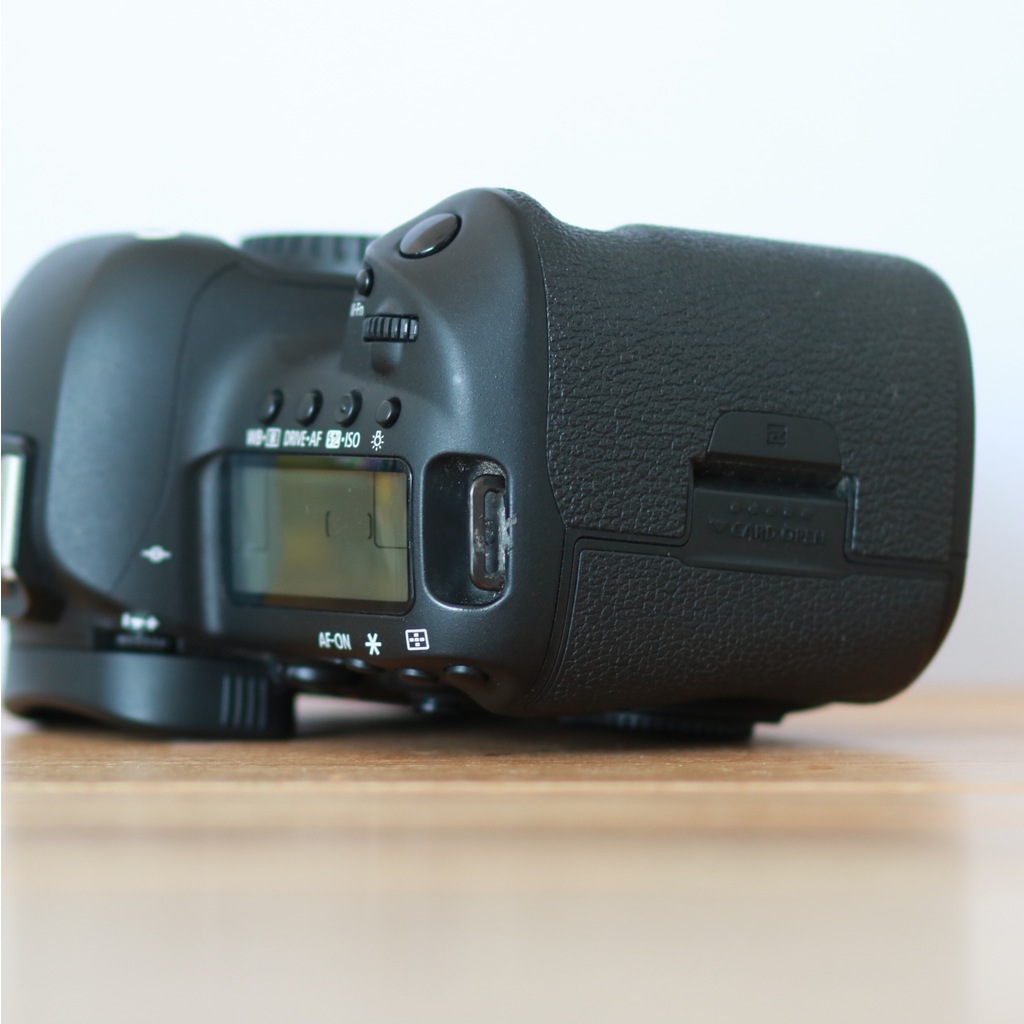 Canon EOS 5D Mark IV