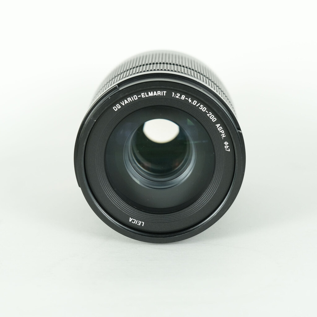 Panasonic LEICA DG VARIO-ELMARIT 50-200mm / F2.8-4.0 ASPH. / POWER O.I.S. Panasonic LEICA DG VARIO-ELMARIT 50-200mm / F2.8-4.0 ASPH. / POWER O.I.S.