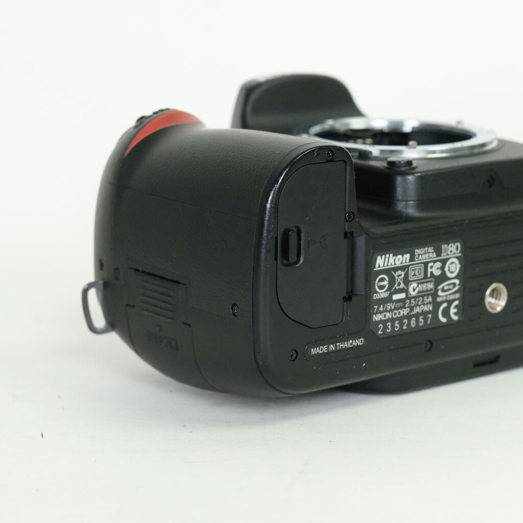 Nikon D80 ボディ
