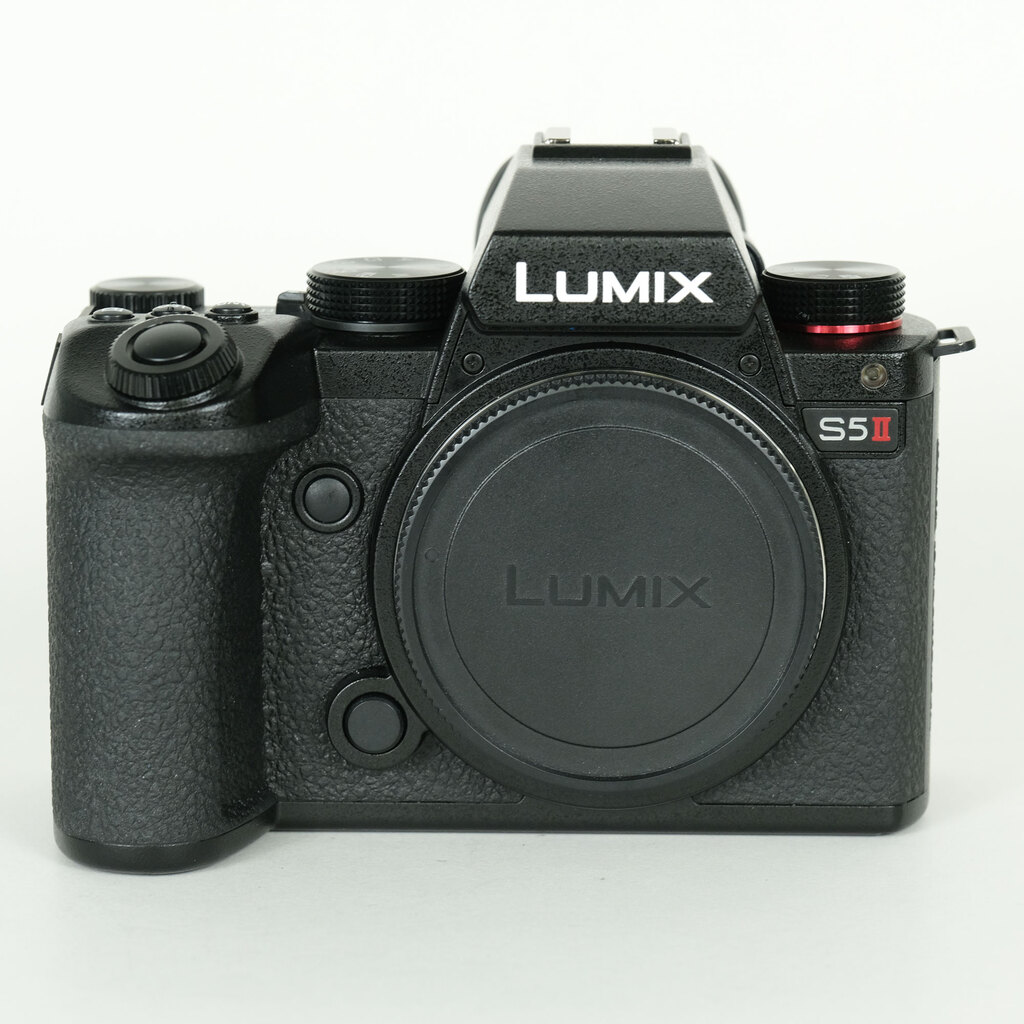 Panasonic LUMIX S5II DC-S5M2
