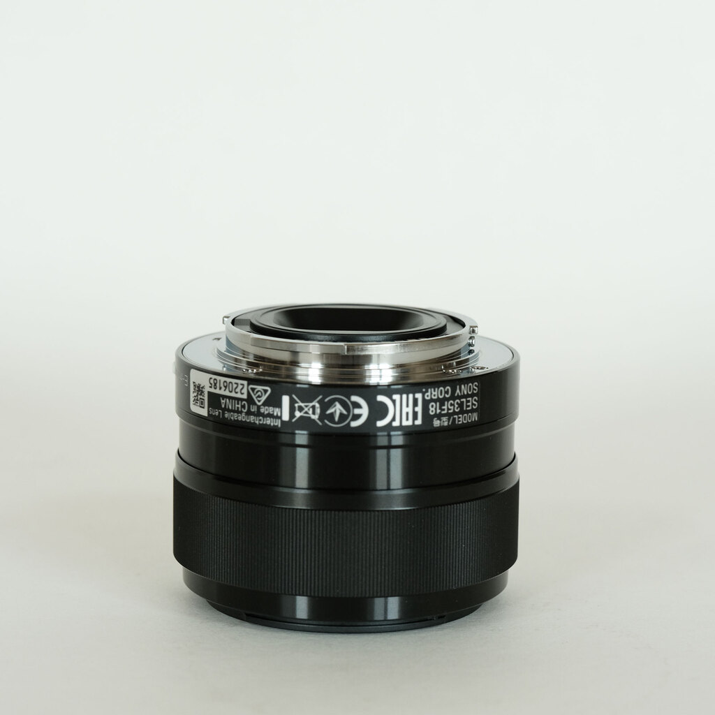 SONY E 35mm F1.8 OSS SEL35F18 SONY E 35mm F1.8 OSS SEL35F18