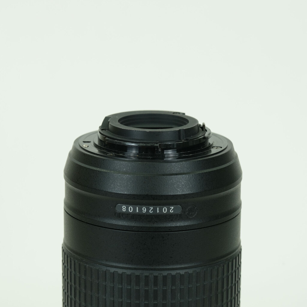 Nikon AF-P DX NIKKOR 70-300mm f/4.5-6.3G ED VR Nikon AF-P DX NIKKOR 70-300mm f/4.5-6.3G ED VR
