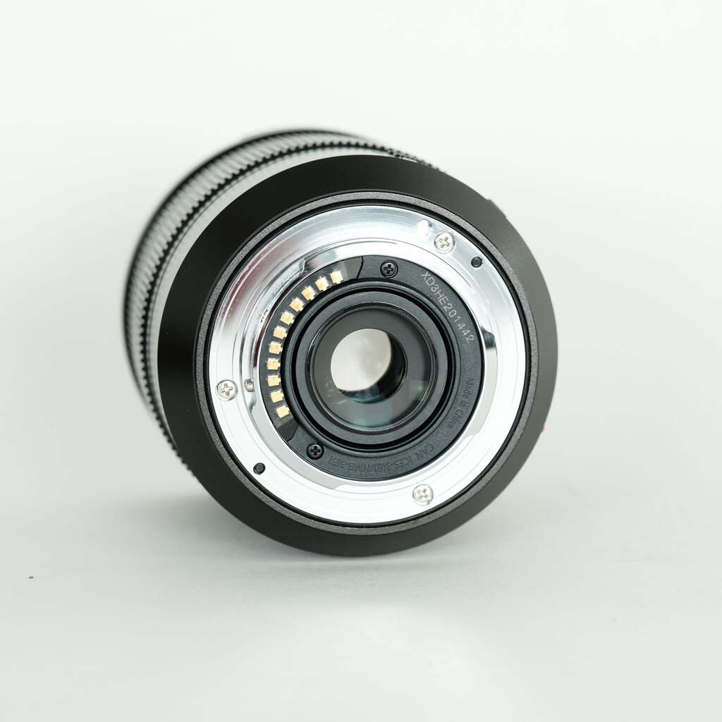 Panasonic LEICA DG VARIO-ELMARIT 12-60mm / F2.8-4.0 ASPH. / POWER O.I.S.