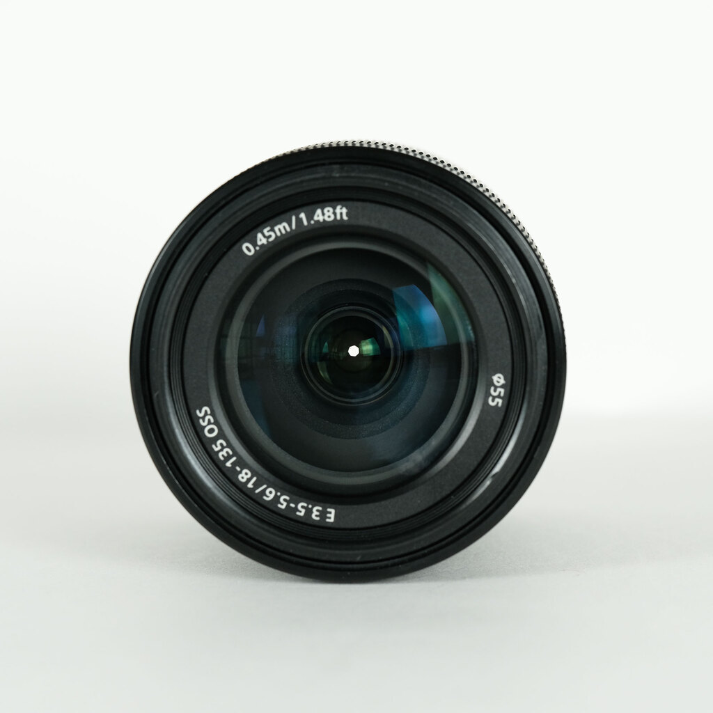 SONY E 18-135mm F3.5-5.6 OSS SEL18135