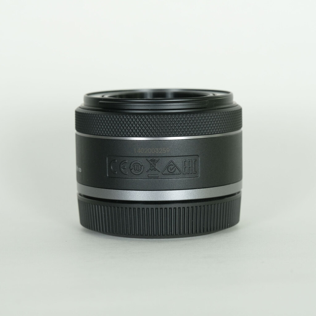 Canon RF16mm F2.8 STM