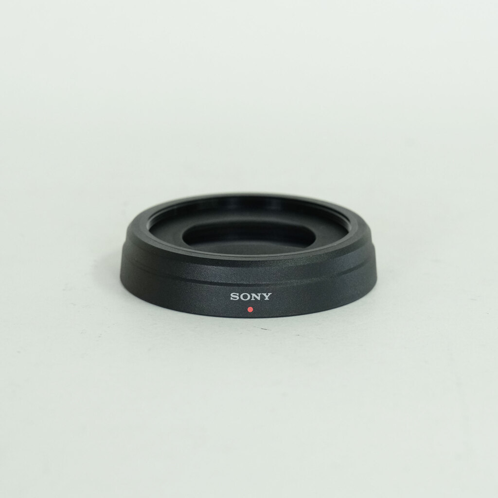 SONY E 20mm F2.8 SEL20F28