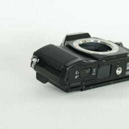 OLYMPUS OM-D E-M5 ボディ ブラック