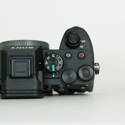 SONY α7 IV(ILCE-7M4) SONY α7 IV(ILCE-7M4)