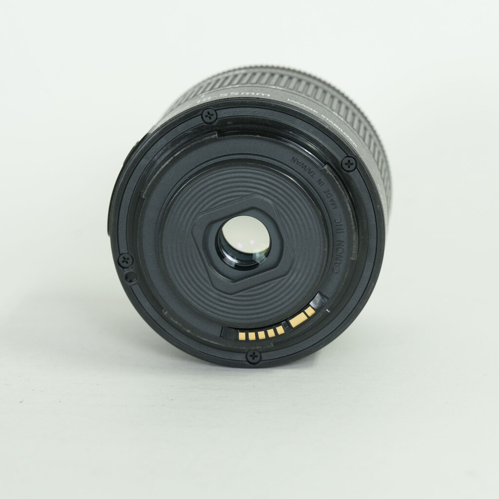 Canon EF-S18-55mm F4-5.6 IS STM