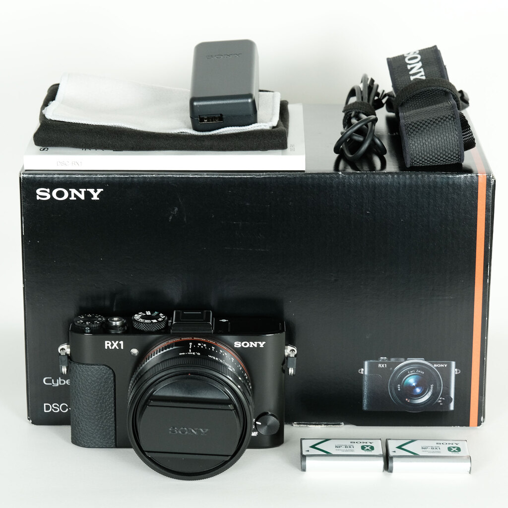 SONY Cyber-shot  DSC-RX1