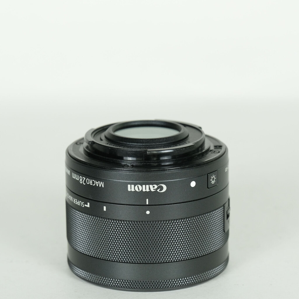 Canon EF-M28mm F3.5 マクロ IS STMの出品 | ONE SCENE（ワンシーン）