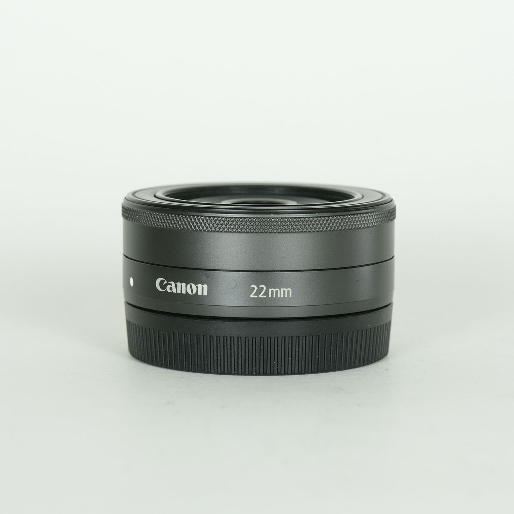 Canon EF-M22mm F2 STM Canon EF-M22mm F2 STM