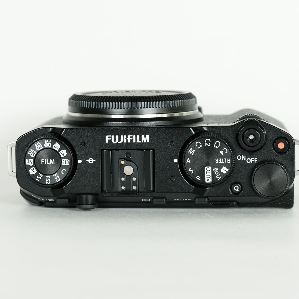 FUJIFILM X-M5 FUJIFILM X-M5