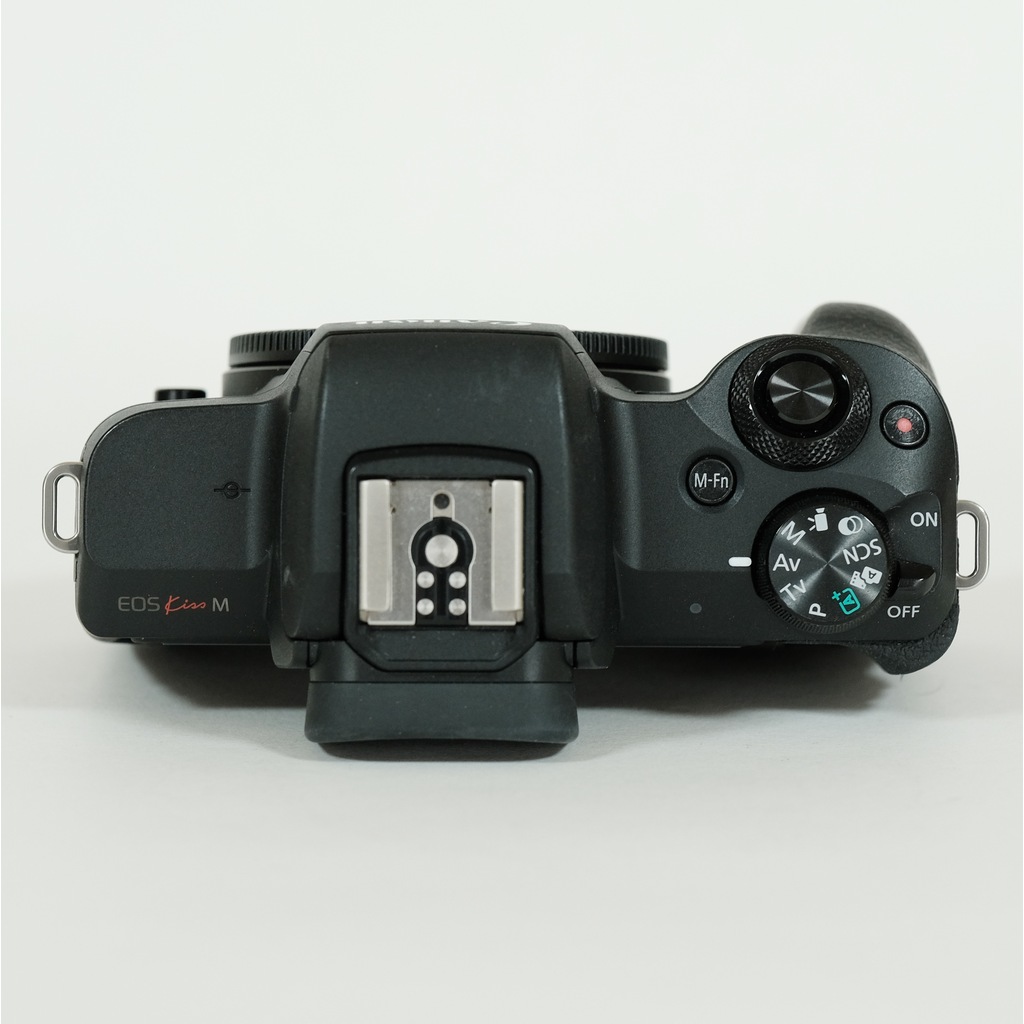 Canon EOS Kiss M