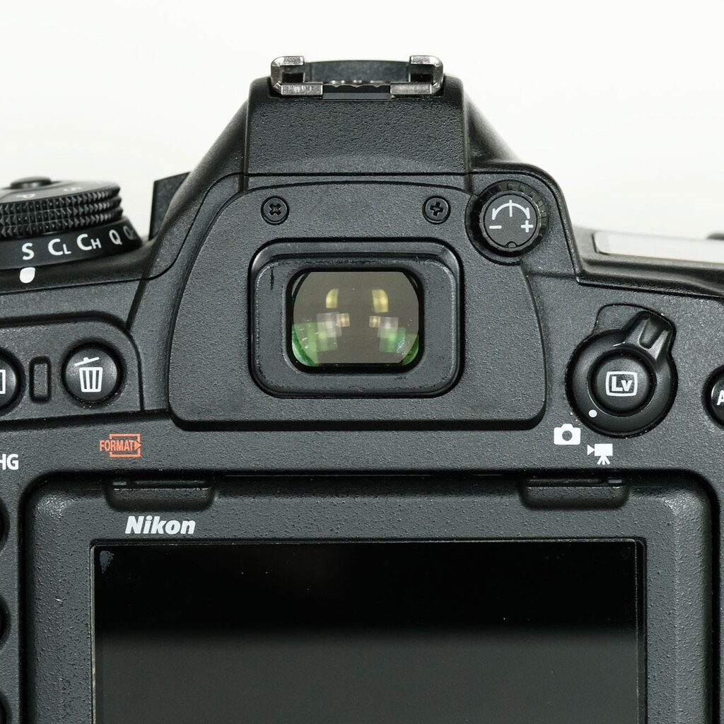Nikon D780