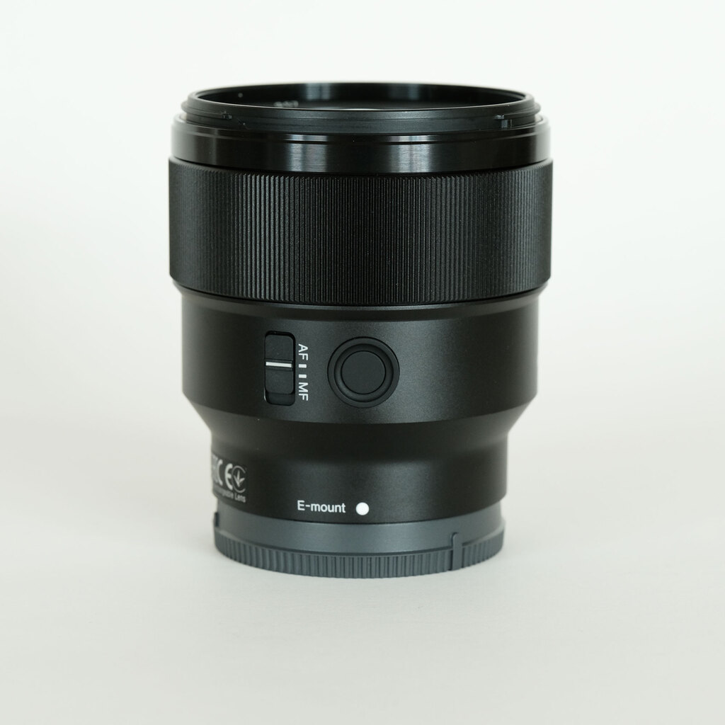 SONY FE 85mm F1.8 SEL85F18