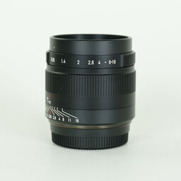 七工匠 7Artisans 35mm F0.95 (フジフイルムX用) ブラック