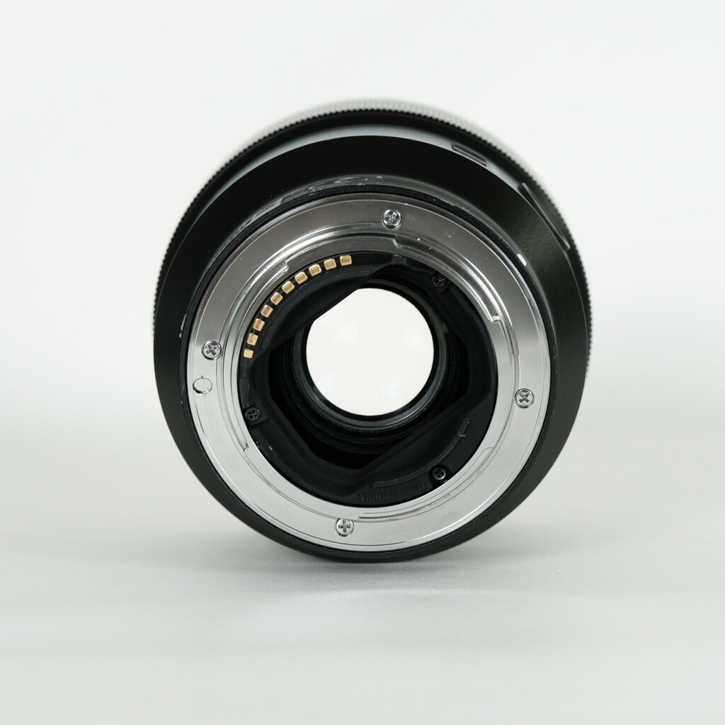 SONY FE 85mm F1.8 SEL85F18