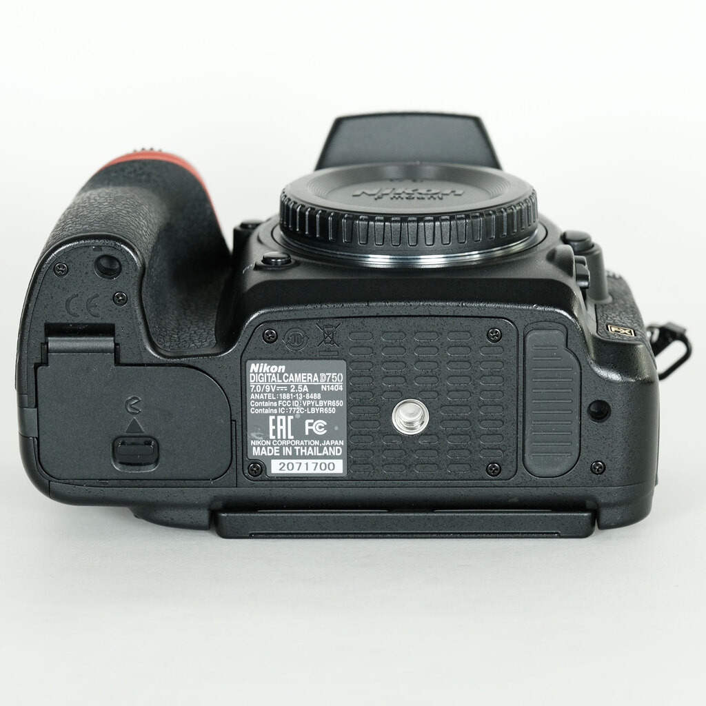 Nikon D750