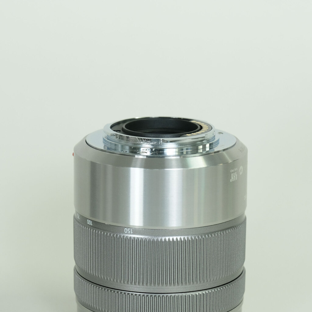 Panasonic LUMIX G VARIO 45-150mm / F4.0-5.6 ASPH. / MEGA O.I.S.