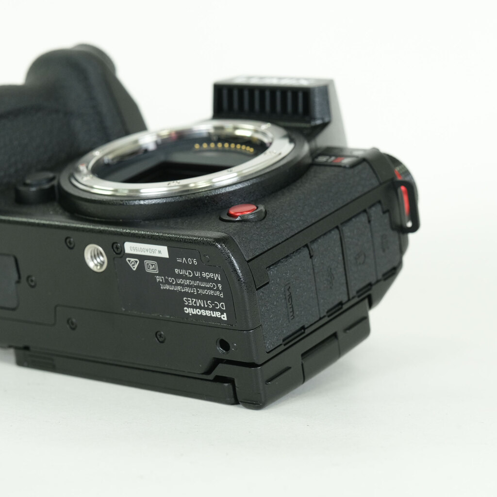 Panasonic LUMIX DC-S1M2ES ボディ