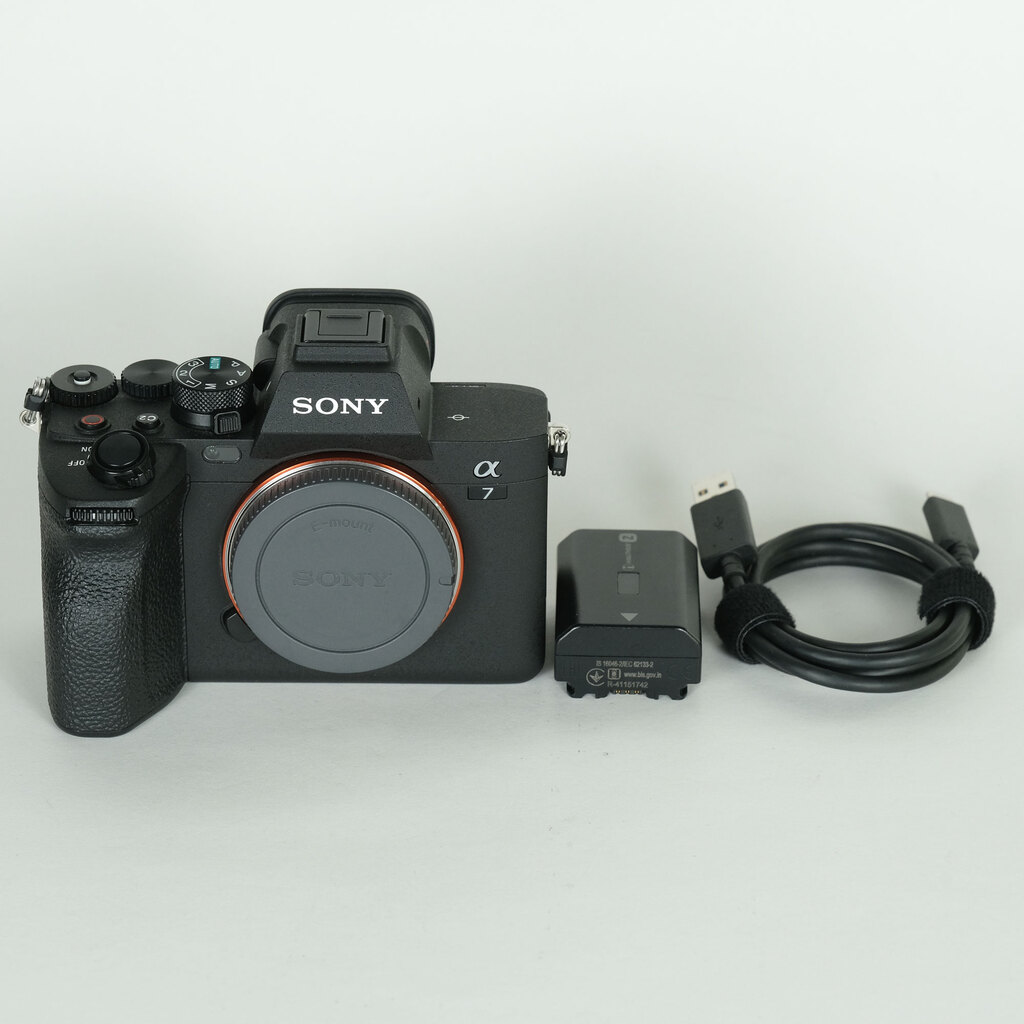 SONY α7 IV(ILCE-7M4) SONY α7 IV(ILCE-7M4)