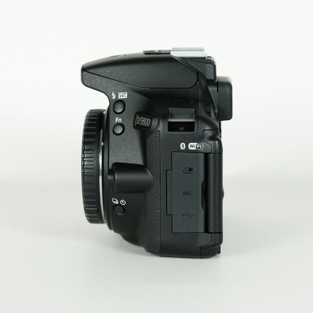 Nikon D5600