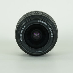 Nikon AF-S DX Zoom-Nikkor 18-55mm F3.5-5.6G ED II ブラック Nikon AF-S DX Zoom-Nikkor 18-55mm F3.5-5.6G ED II ブラック