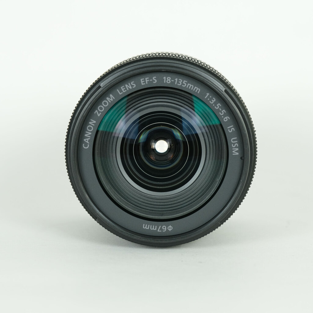 Canon EF-S18-135mm F3.5-5.6 IS USM