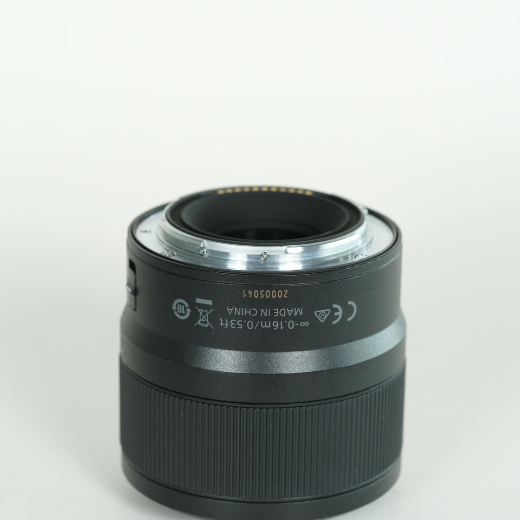 Nikon NIKKOR Z MC 50mm f/2.8 Nikon NIKKOR Z MC 50mm f/2.8
