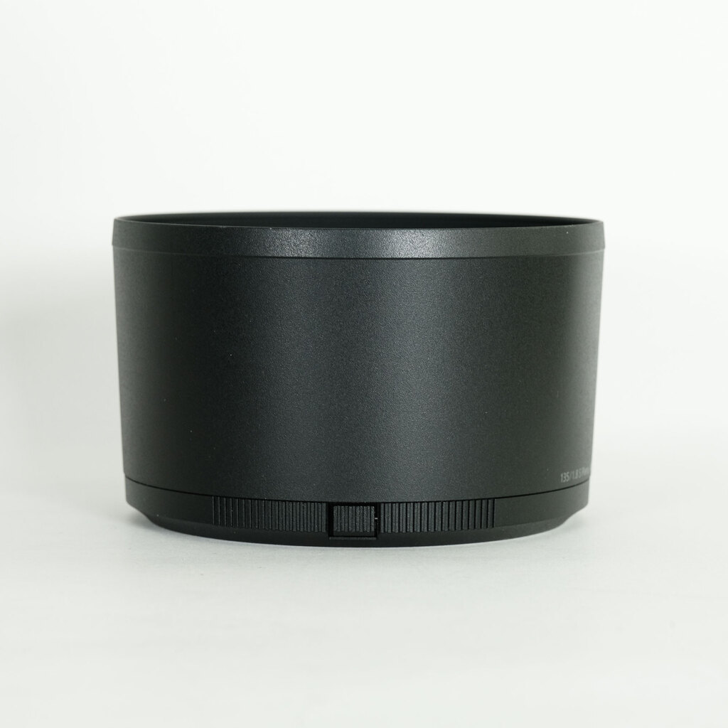 Nikon NIKKOR Z 135mm f/1.8 S Plena