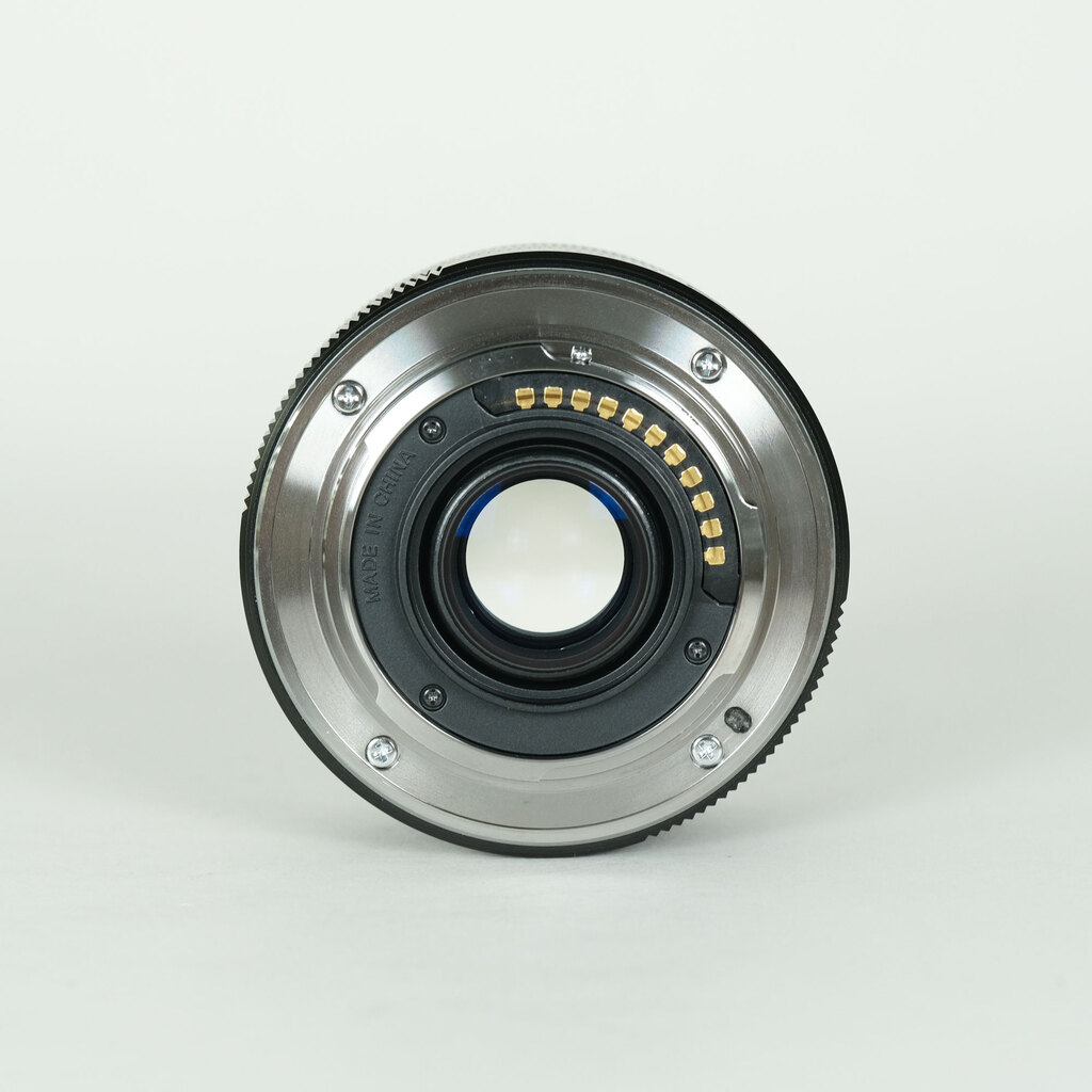 OLYMPUS M.ZUIKO DIGITAL 17mm F1.8の出品 | ONE SCENE（ワンシーン）