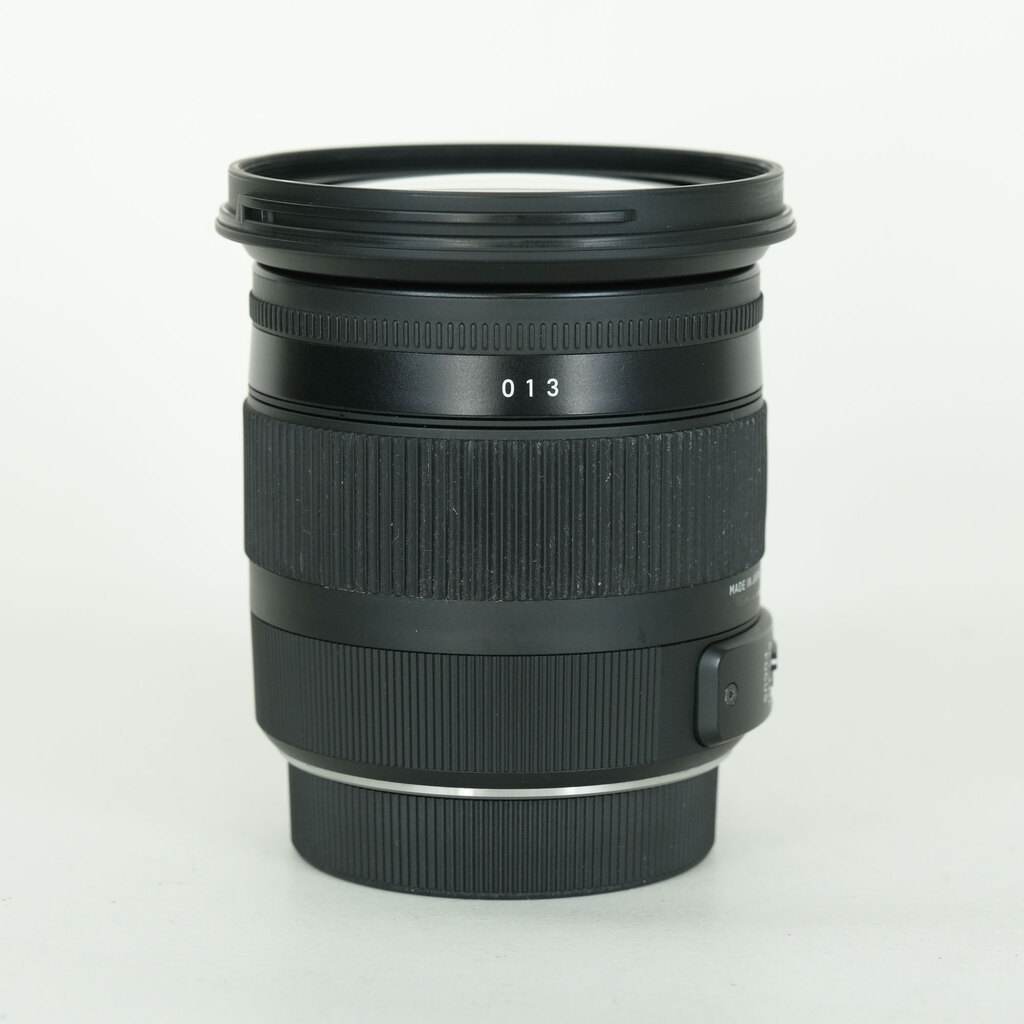 SIGMA Contemporary 17-70mm F2.8-4 DC MACRO HSM (ペンタックス用) SIGMA Contemporary 17-70mm F2.8-4 DC MACRO HSM (ペンタックス用)