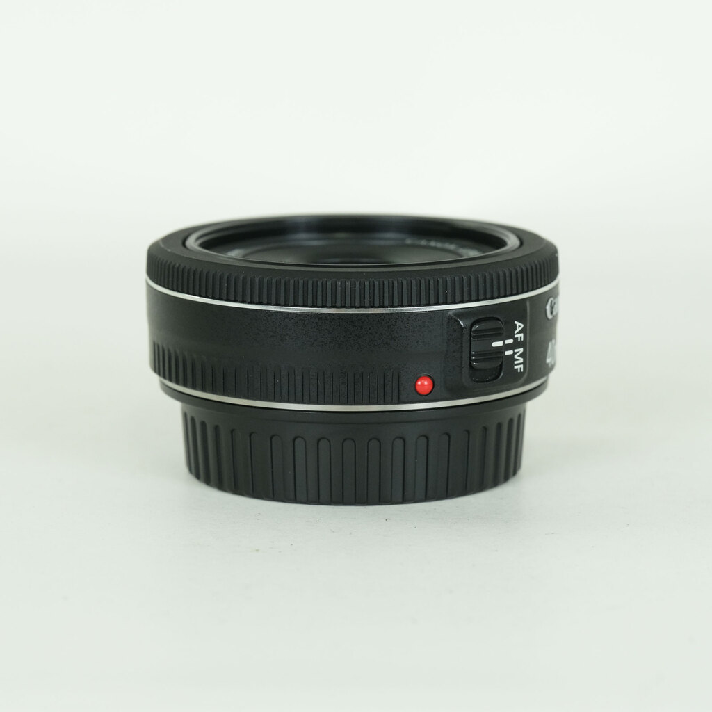 Canon EF40mm F2.8 STM