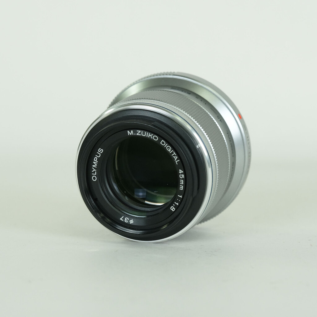 OLYMPUS M.ZUIKO DIGITAL 45mm F1.8