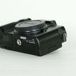 Panasonic LUMIX DC-G100