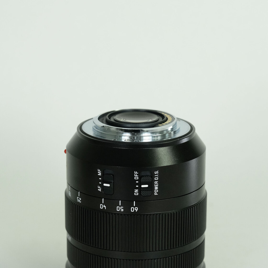Panasonic LEICA DG VARIO-ELMARIT 12-60mm / F2.8-4.0 ASPH. / POWER O.I.S. Panasonic LEICA DG VARIO-ELMARIT 12-60mm / F2.8-4.0 ASPH. / POWER O.I.S.