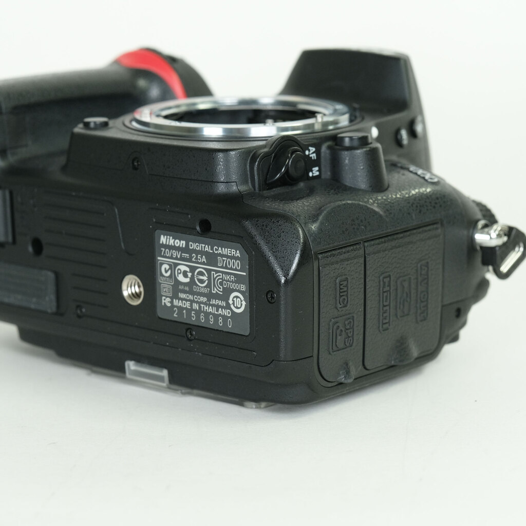 Nikon D7000