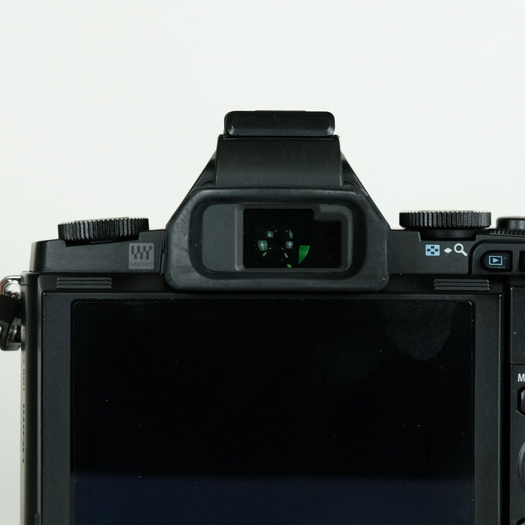 OLYMPUS OM-D E-M5 ボディ ブラック