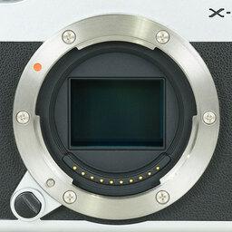 FUJIFILM X-A7 ボディ シルバー