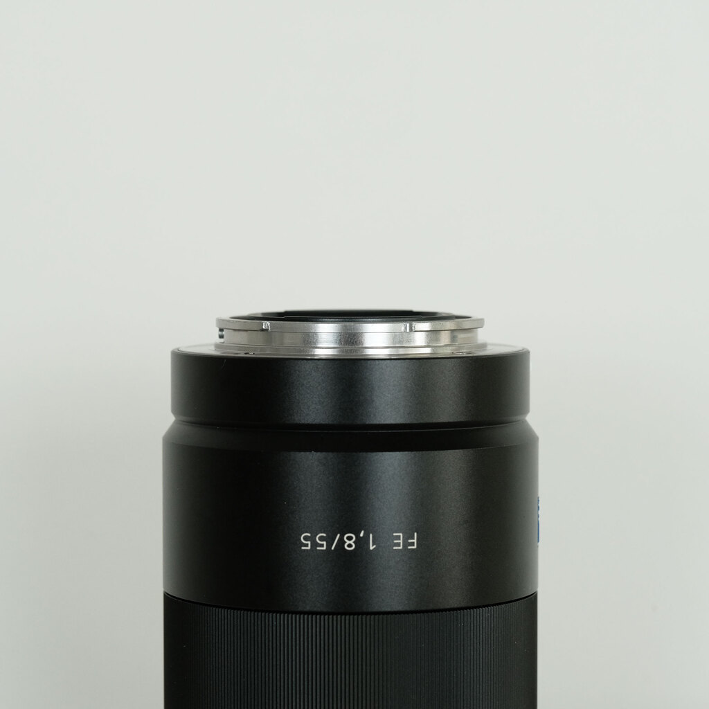 SONY Sonnar T* FE 55mm F1.8 ZA SEL55F18Z SONY Sonnar T* FE 55mm F1.8 ZA SEL55F18Z