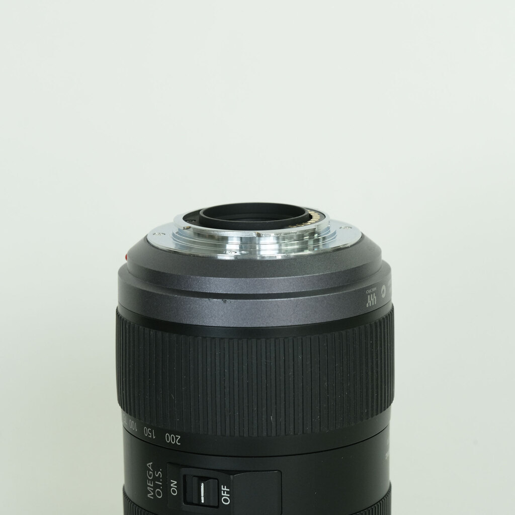 Panasonic LUMIX G VARIO 45-200mm F4.0-F5.6 MEGA O.I.S. H-FS045200