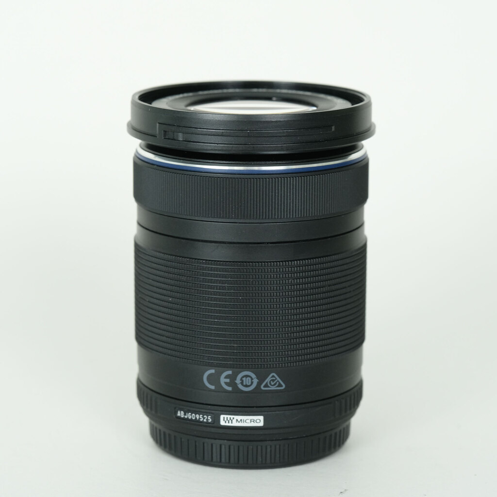 OLYMPUS M.ZUIKO DIGITAL ED 40-150mm F4.0-5.6 R [�u���b�N]