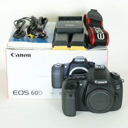 Canon EOS 60D ボディ