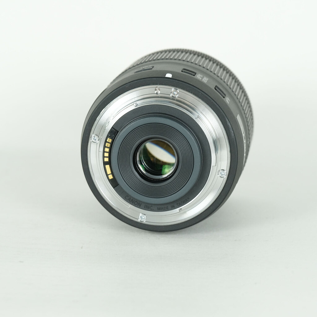 Canon EF-S18-135mm F3.5-5.6 IS USM