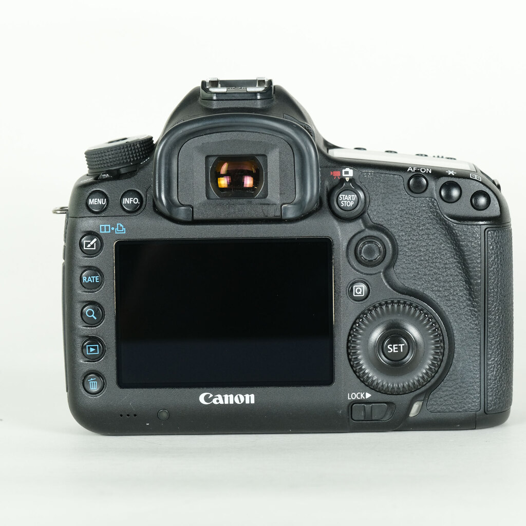 Canon EOS 5D Mark III Canon EOS 5D Mark III